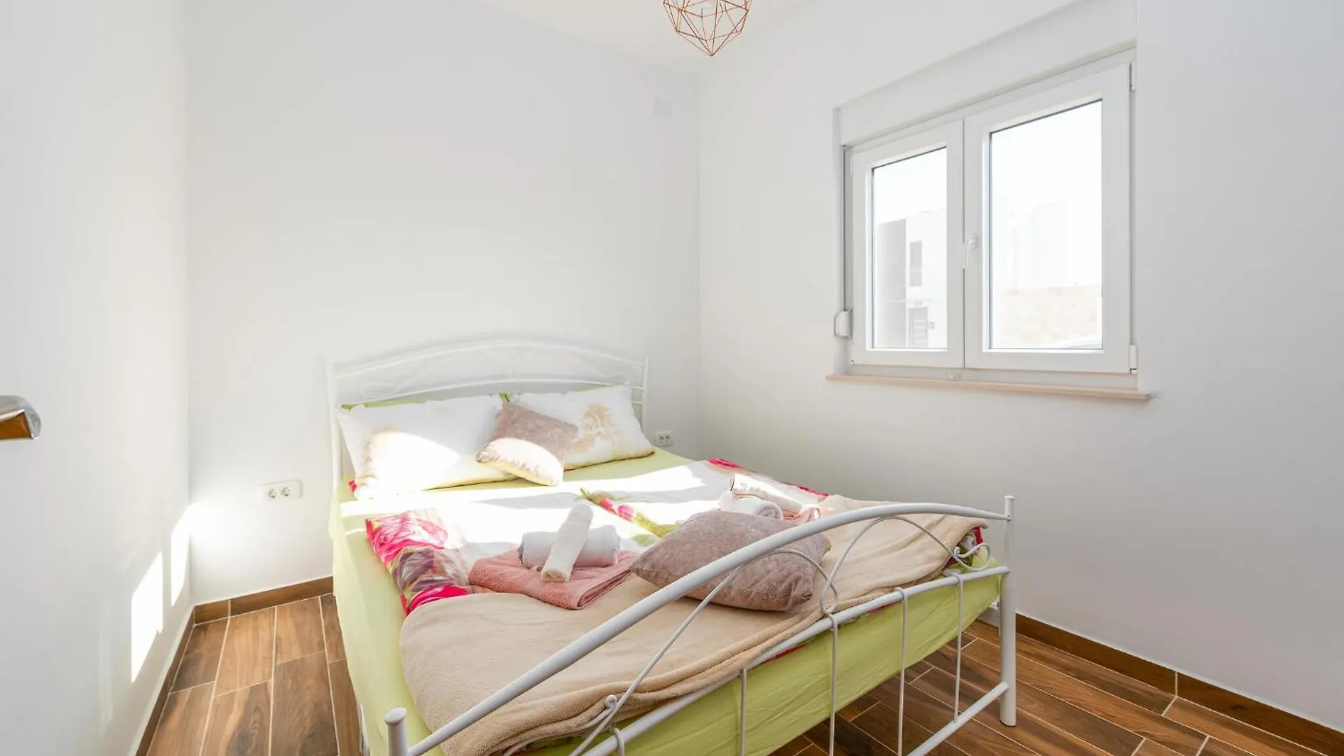 Stunning Home In Mandre With Wi-Fi 0*,  Croatia
